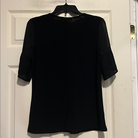2/$15 Chloe & Jasmine Top Size Medium Black - Picture 6 of 7